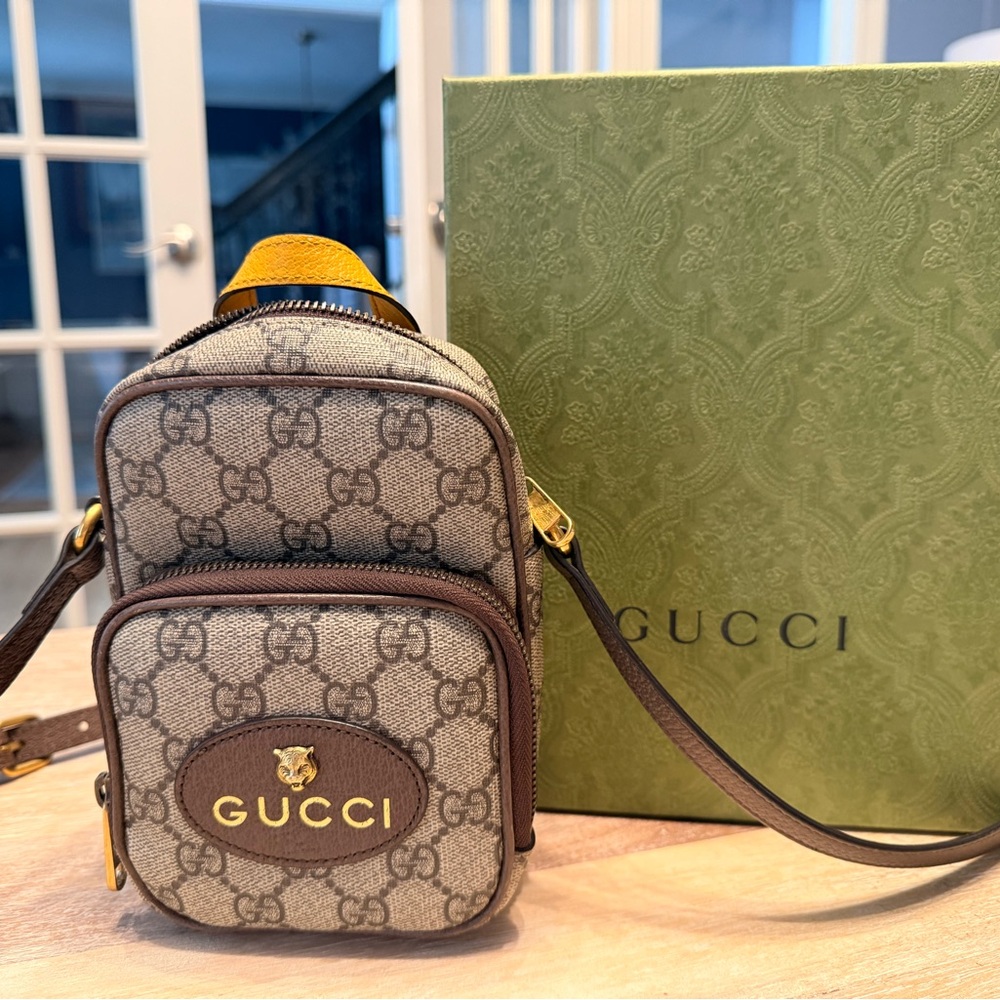 Authentic GUCCI GG Supreme Monogram Mini Neo Vintage Double Zip Messenger Bag
